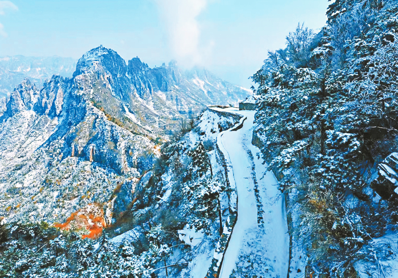 瑞雪丹崖壮太行